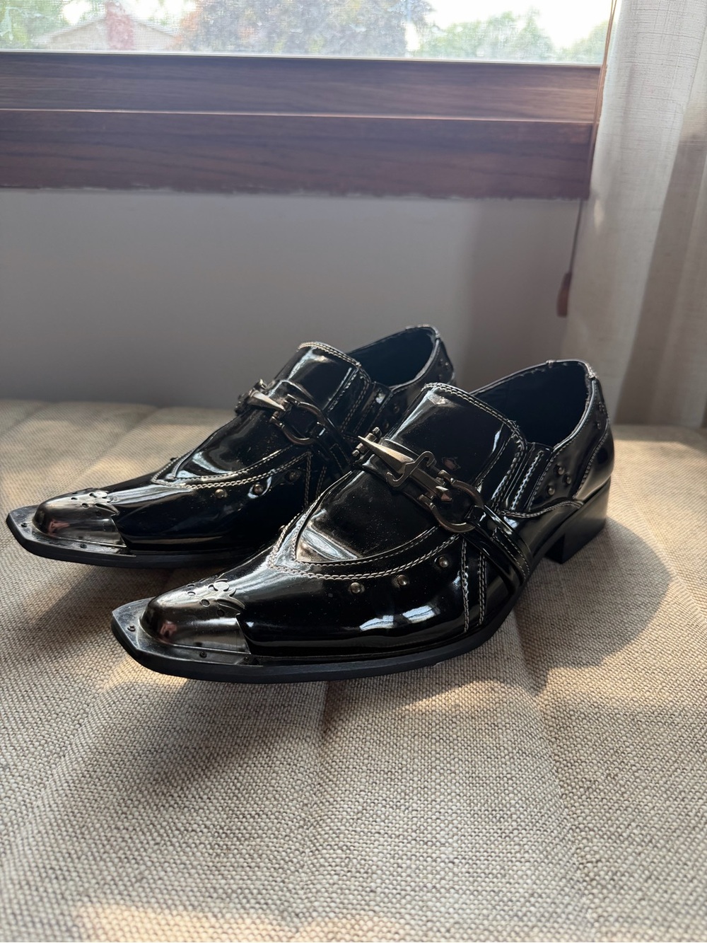 Men's Black Patent Leather Dress Derbys with Metal Bit